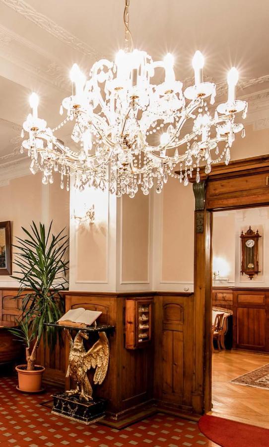 Hotel Fravi アンデアー エクステリア 写真